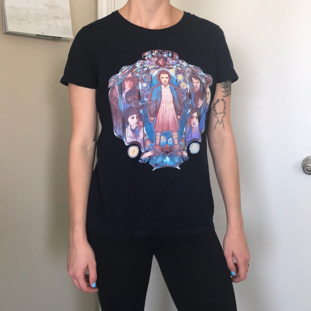 Black Stranger Things graphic tee